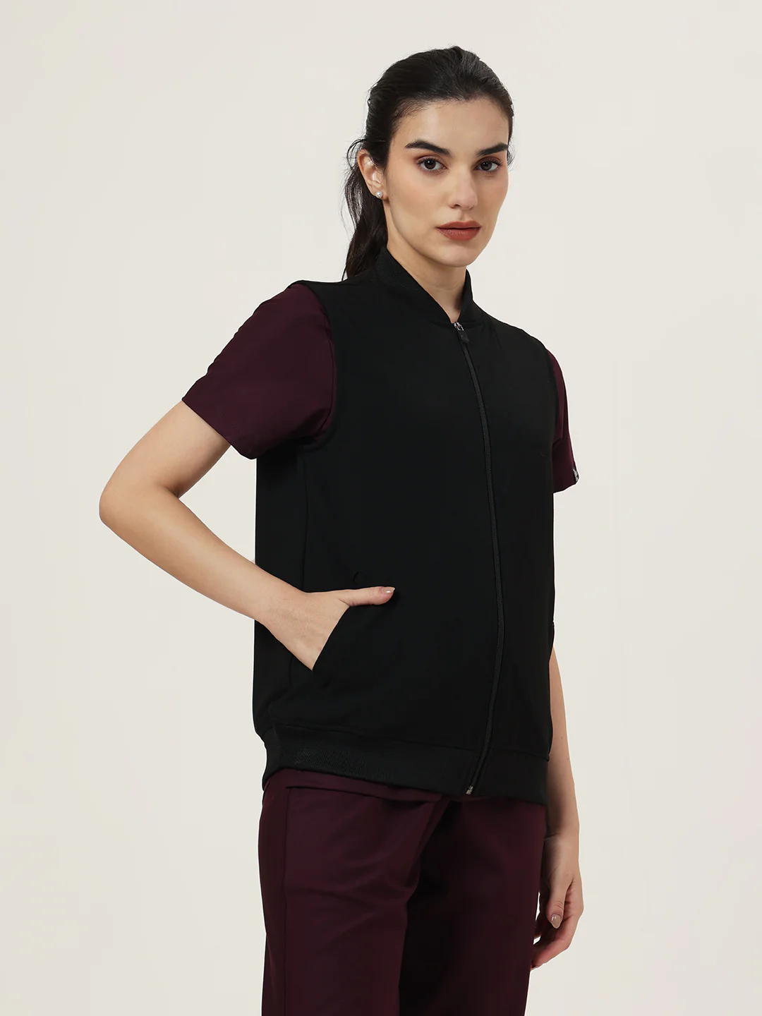 Women Black Sleeve-less Jacket - Image 3