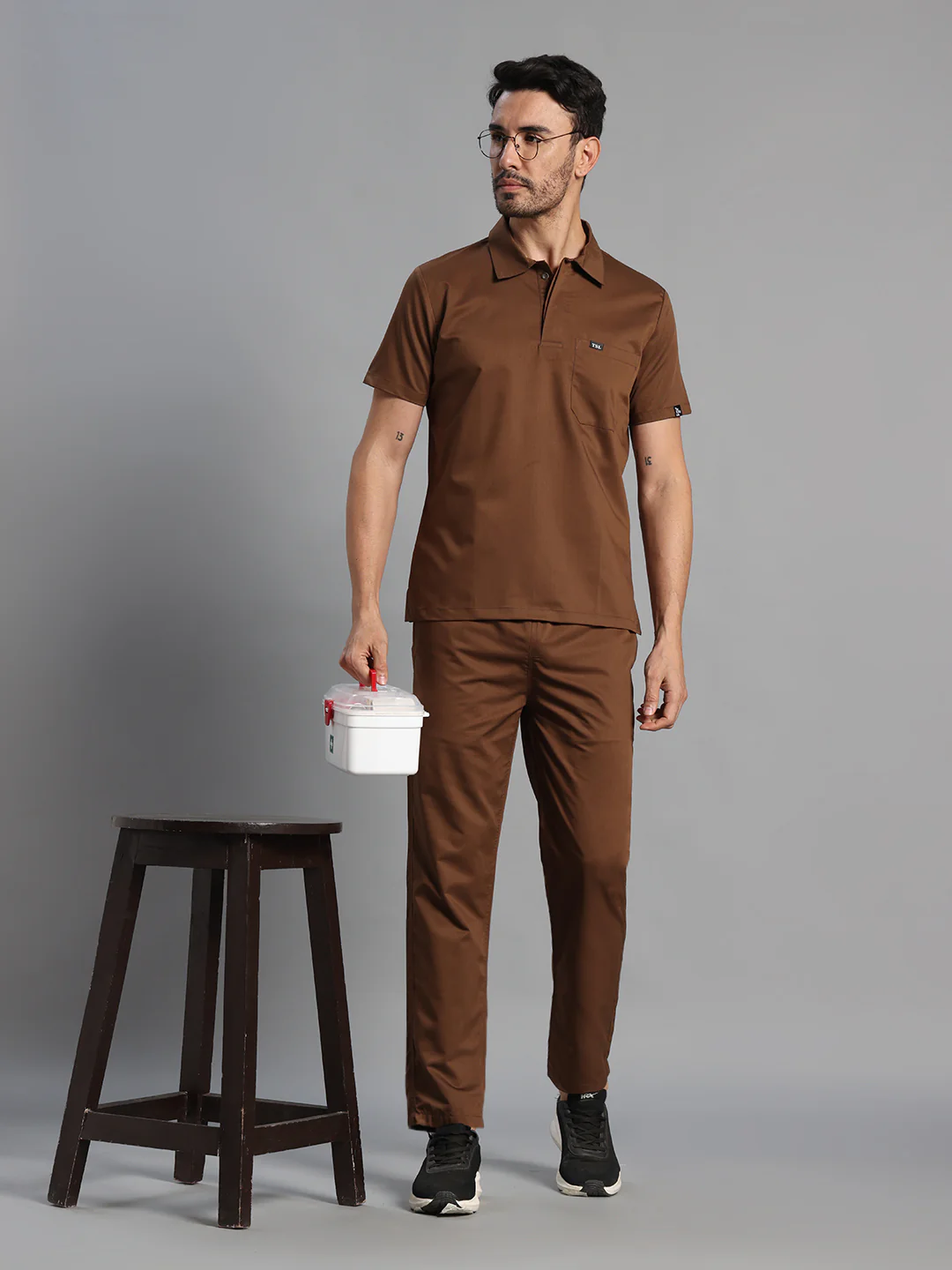 Move Lite Men Mocha (Polo Neck) Scrub Set - Image 5